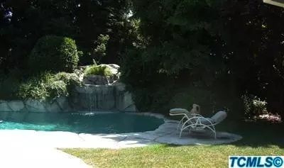 3117 E Grove Ave, Visalia, CA 93292 photo 11