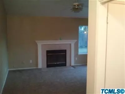 14333 W Chad Ct, Kerman, CA 93630 photo 4