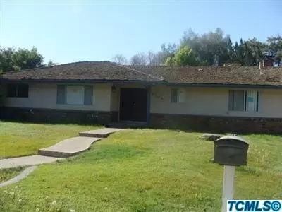 2239 E Feemster Ave, Visalia, CA 93292 photo 1