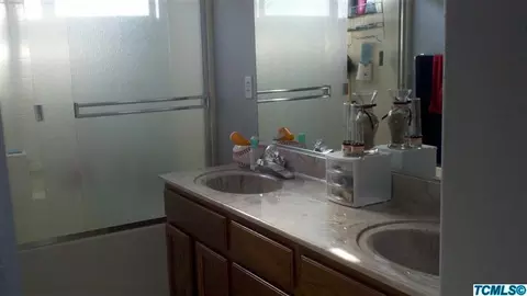 4332 E Meadow Ave, Visalia, CA 93292 photo 11