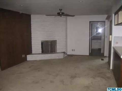 825 E Saginaw Ave, Dinuba, CA 93618 photo 5