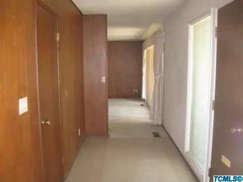 825 E Saginaw Ave, Dinuba, CA 93618 photo 11