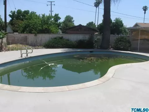 825 E Saginaw Ave, Dinuba, CA 93618 photo 16