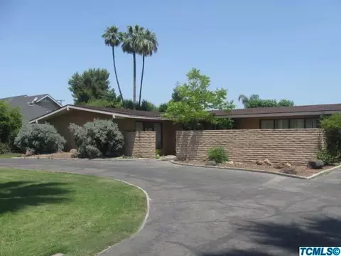 825 E Saginaw Ave, Dinuba, CA 93618 photo 1