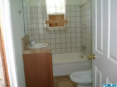 1829 Meadow Ln, Dinuba, CA 93618 photo 8