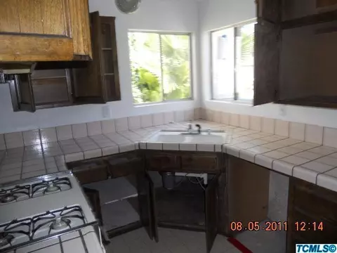 1231 E Ferguson Ave, Visalia, CA 93292 photo 5
