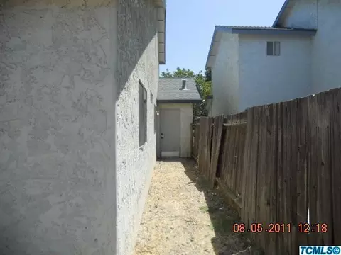 1231 E Ferguson Ave, Visalia, CA 93292 photo 8