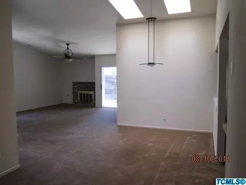 2006 E Beech Ave, Visalia, CA 93292 photo 6
