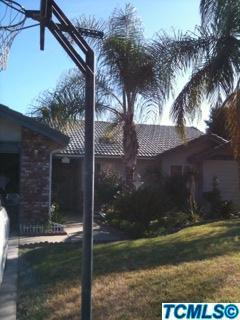 2415 E Vine Ct, Visalia, CA 93292 photo 1