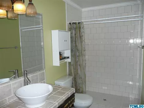 1680 E North Way, Dinuba, CA 93618 photo 7