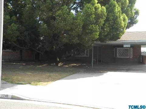 1740 E Cheryl Ln, Tulare, CA 93274 photo 1