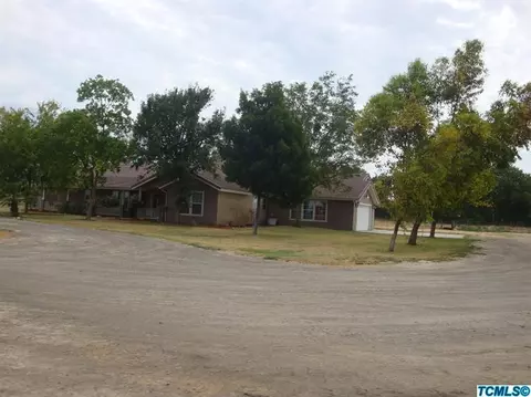 16531 Jackson Ave, Lemoore, CA 93245 photo 2