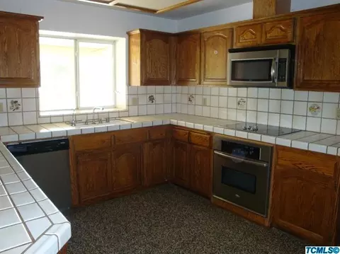16531 Jackson Ave, Lemoore, CA 93245 photo 7