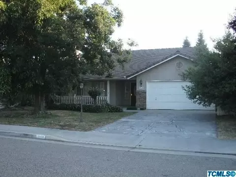 3938 E Laurel Ct, Visalia, CA 93292 photo 1