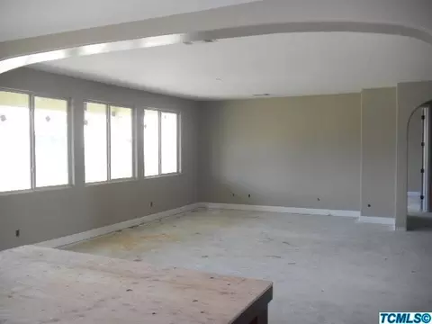 167 Hampton St, Tulare, CA 93274 photo 8