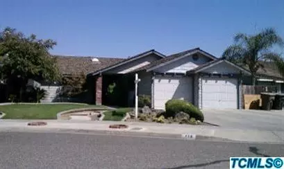 408 Fallbrook Ct, Tulare, CA 93274 photo 1