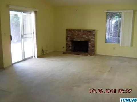 1919 E Beech Ave, Visalia, CA 93292 photo 2