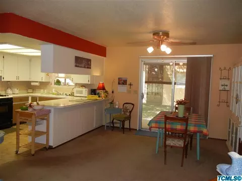 624 Moore Cir, Exeter, CA 93221 photo 5