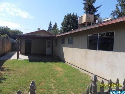 220 E Paradise Ave, Visalia, CA 93277 photo 8