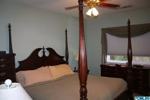 4224 E Laurel Ave, Visalia, CA 93292 photo 7