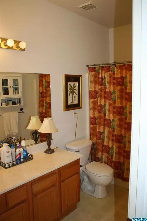 4224 E Laurel Ave, Visalia, CA 93292 photo 6
