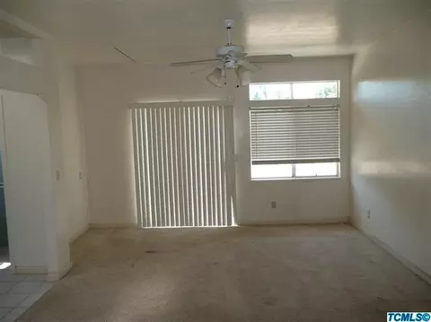2139 E Kaweah Ct, Visalia, CA 93292 photo 5
