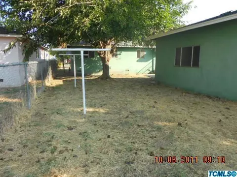 401 Elm St, Hanford, CA 93230 photo 6