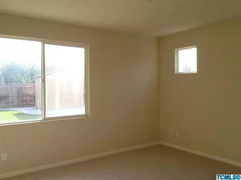 4235 E Cambridge Ave, Visalia, CA 93292 photo 25