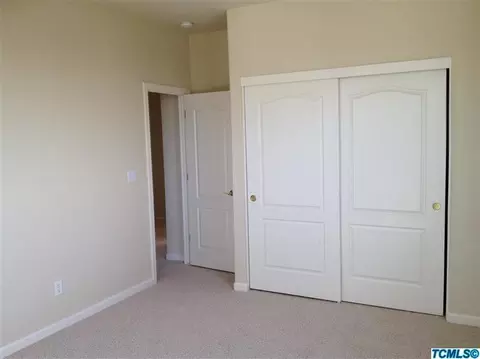 4235 E Cambridge Ave, Visalia, CA 93292 photo 5