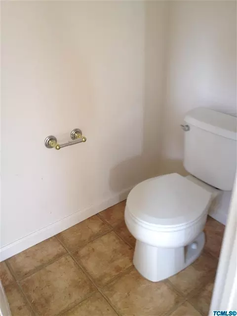 4235 E Cambridge Ave, Visalia, CA 93292 photo 21