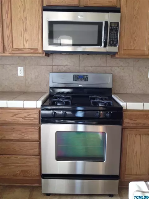 4235 E Cambridge Ave, Visalia, CA 93292 photo 3