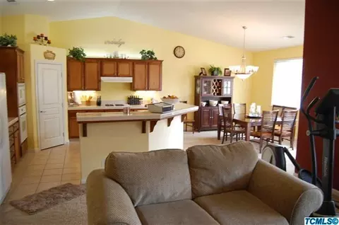 2033 E Jefferson Ave, Reedley, CA 93654 photo 6