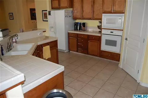 2033 E Jefferson Ave, Reedley, CA 93654 photo 11