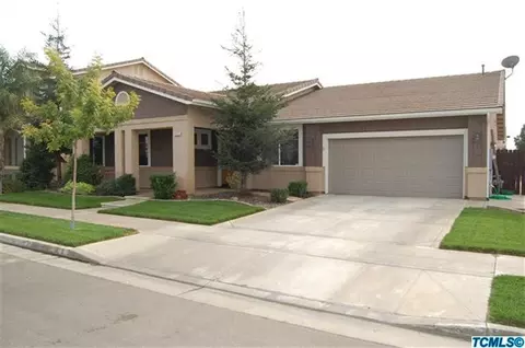 2033 E Jefferson Ave, Reedley, CA 93654 photo 2