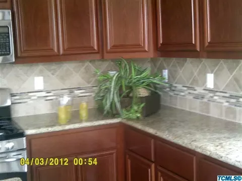 3829 E Laura Ave SE, Visalia, CA 93292 photo 4