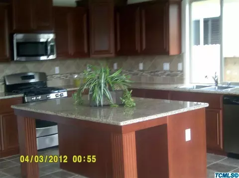 3829 E Laura Ave SE, Visalia, CA 93292 photo 6