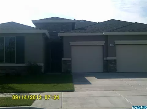 3829 E Laura Ave SE, Visalia, CA 93292 photo 1