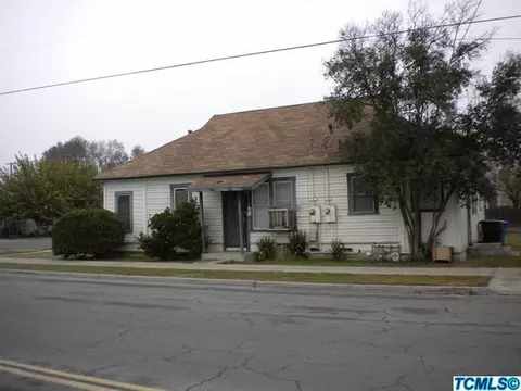 301 E 9th St, Hanford, CA 93230 photo 10