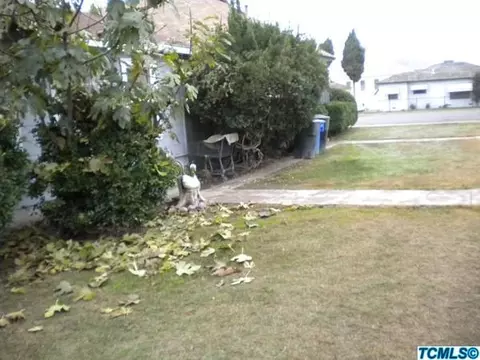 301 E 9th St, Hanford, CA 93230 photo 9