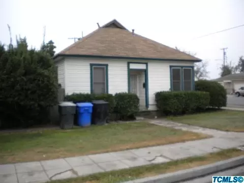 301 E 9th St, Hanford, CA 93230 photo 4