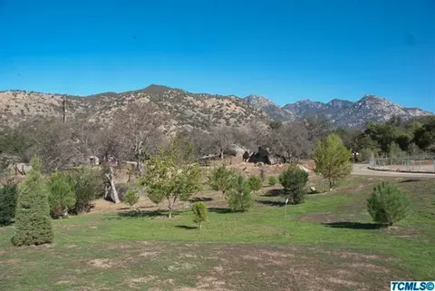 44082 August Dr, Three Rivers, CA 93271 photo 3