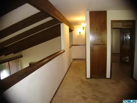 725 W Oak View Dr, Visalia, CA 93277 photo 22