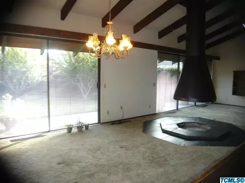 725 W Oak View Dr, Visalia, CA 93277 photo 16
