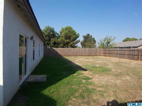 1676 Maple Ct, Tulare, CA 93274 photo 16
