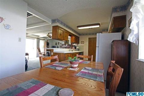 1237 W Eymann Ave, Reedley, CA 93654 photo 8