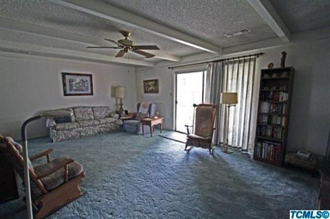 1237 W Eymann Ave, Reedley, CA 93654 photo 6
