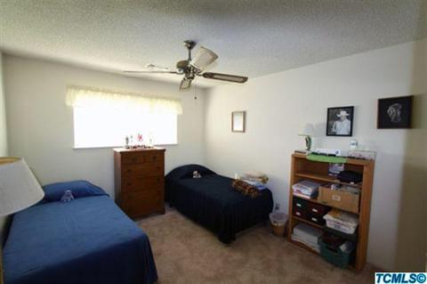 1237 W Eymann Ave, Reedley, CA 93654 photo 20