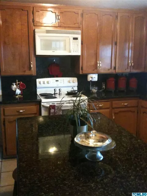 19507 Road 236, Strathmore, CA 93267 photo 4