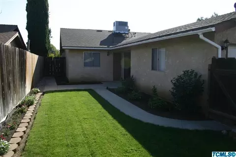 1321 E Millard Way, Dinuba, CA 93618 photo 8