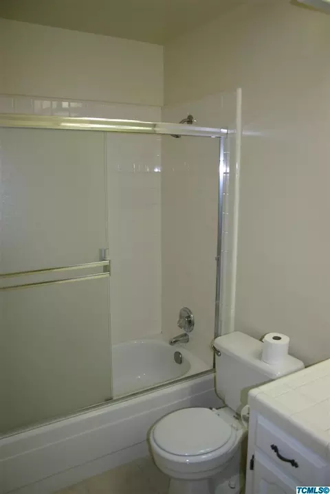 1321 E Millard Way, Dinuba, CA 93618 photo 7